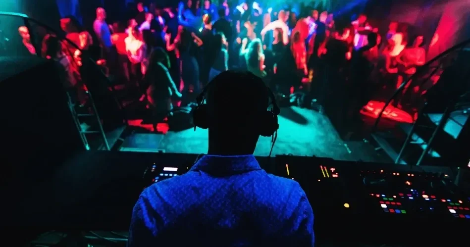 Ultimate San Francisco Nightlife Guide 2026: Best Bars, Clubs & Late-Night Hotspots